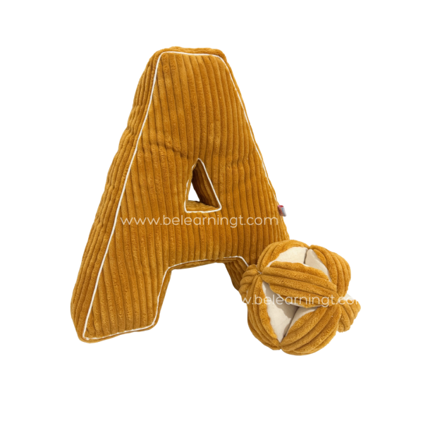 Huggy Letter + pelota montessori